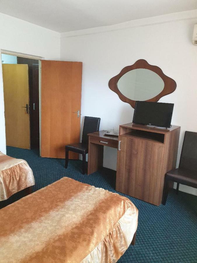Hostel Stadion Zalău Exteriör bild